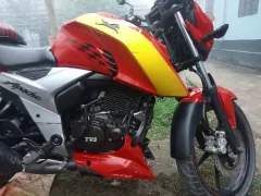 TVS Apache RTR 160 4V